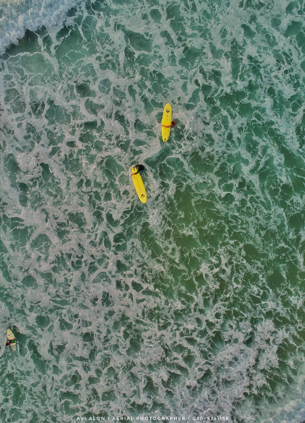עוצר? תיעוד מחוף הים בראשון לציון • צפו