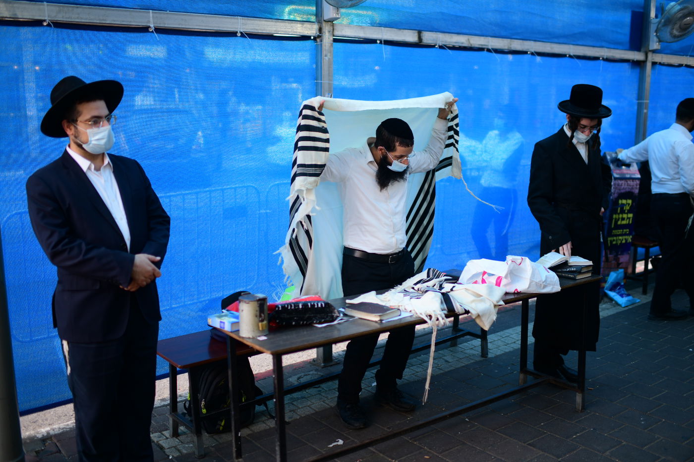 מחסומים ופקקים; העוצר הלילי בבני ברק