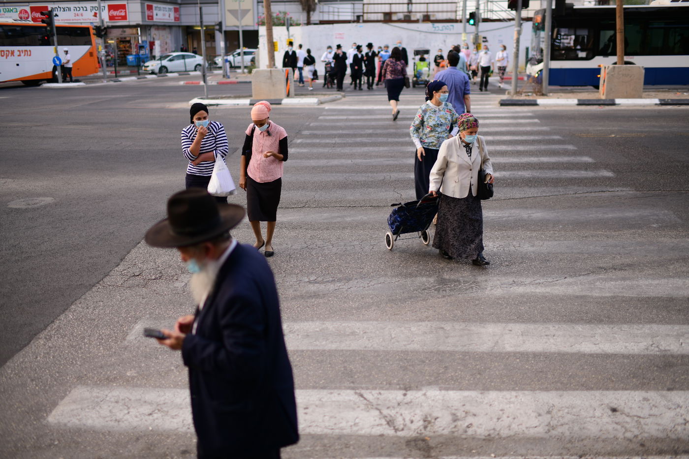 מחסומים ופקקים; העוצר הלילי בבני ברק