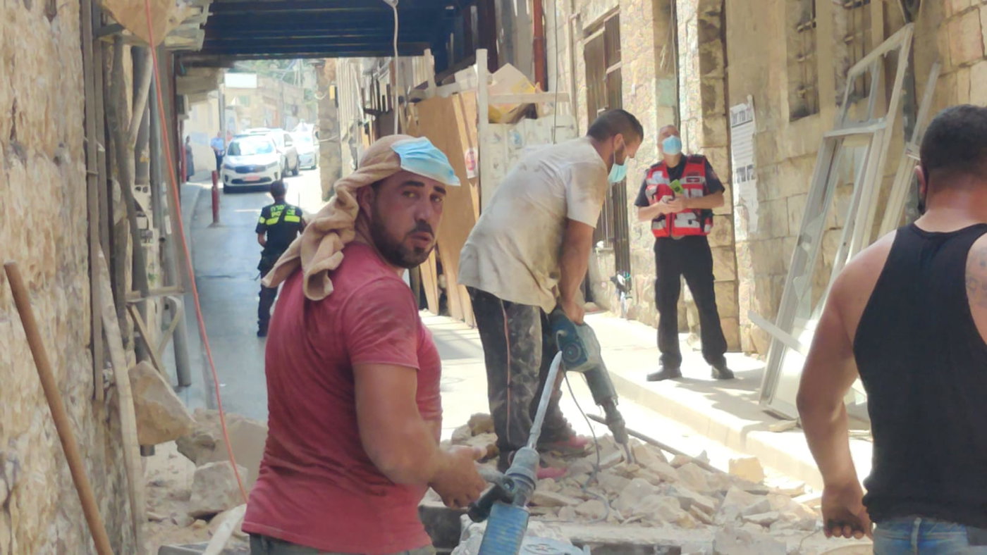 תיעוד: מרפסת קרסה בשכונת מאה שערים