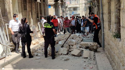 תיעוד: מרפסת קרסה בשכונת מאה שערים