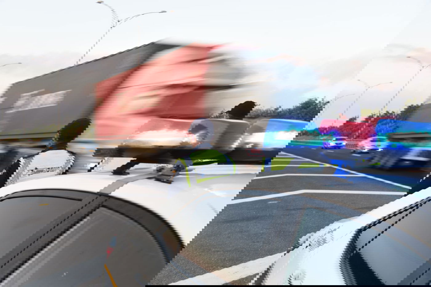 העירה לגבר על מסכה וכמעט נדקרה בסכין