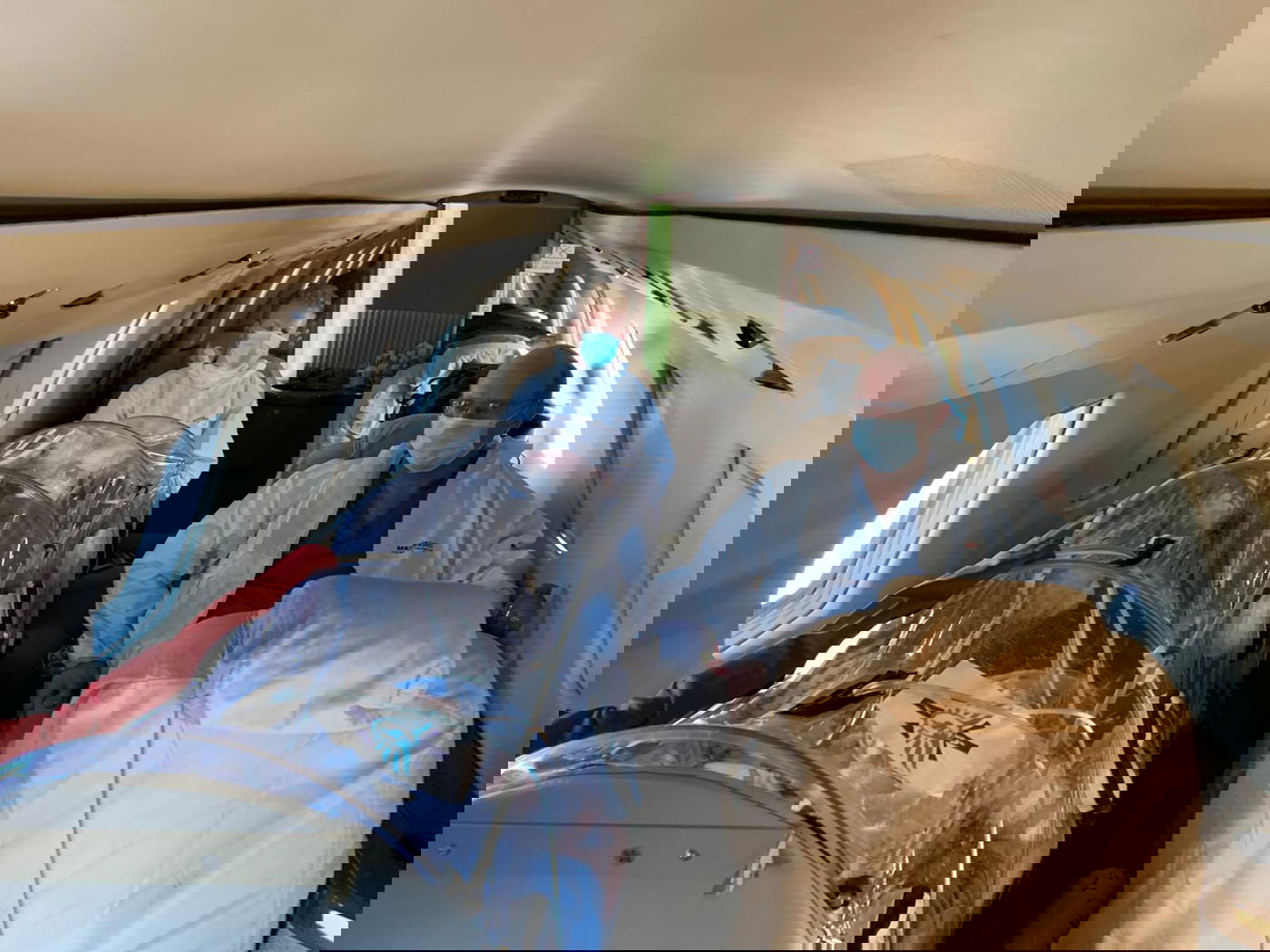 בתוך קפסולה: הרב הוטס ארצה, עם קורונה