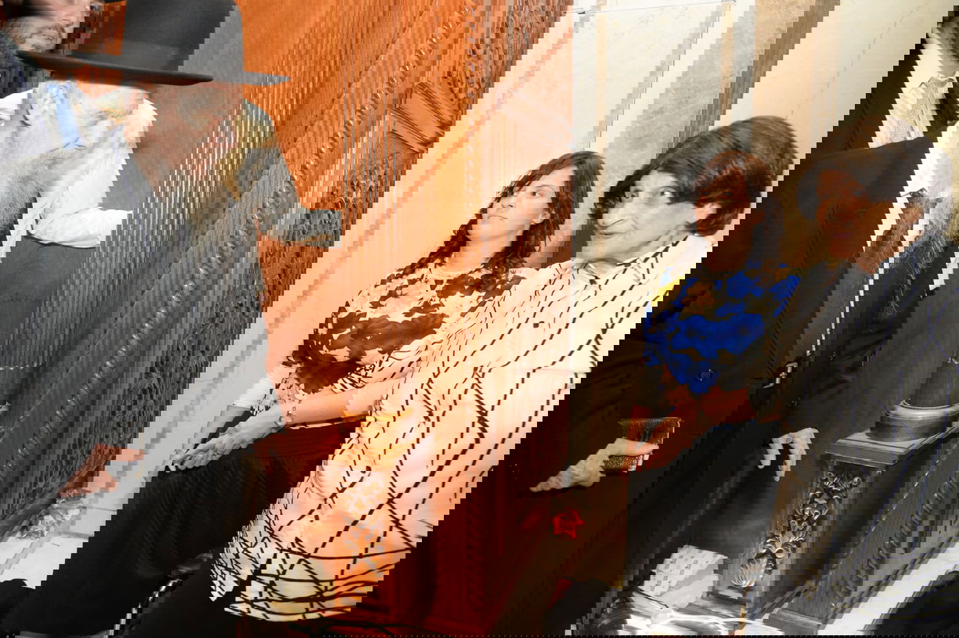 הרבנית עם הגר"ג אדלשטיין