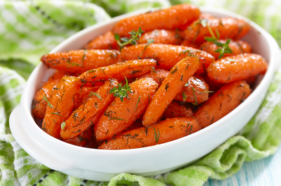 'צימעס' מעודכן: גזר גמדי בזיגוג דבש