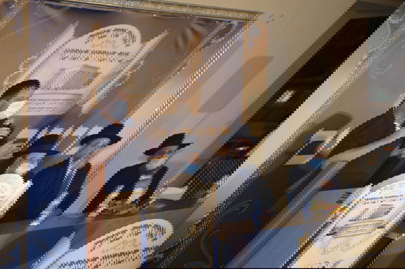 תיעוד: הנחת אבן הפינה לביהכ"נ 'חניכי ישיבת חברון'