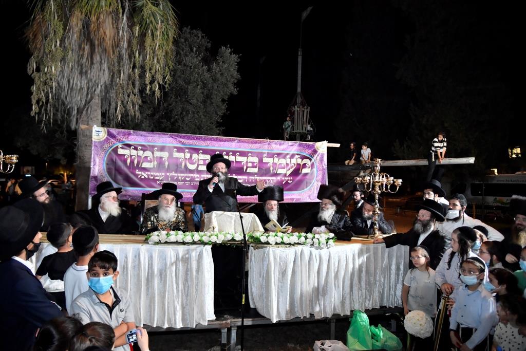 בראשות הרבי ממישקולץ: בעמנואל נערך פדיון פטר חמור