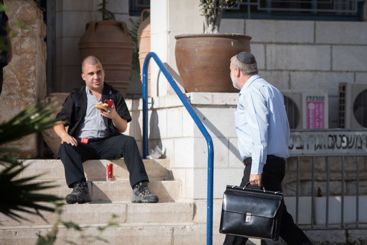 היועמ"ש מנדלבליט