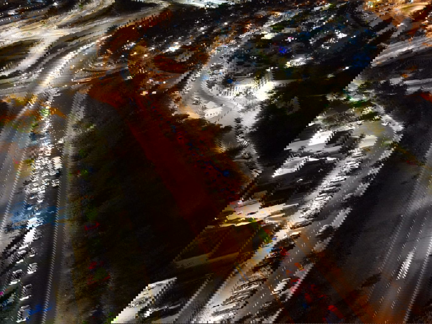 תוצאות הסגר: פקק ענק בכניסה לשכונת רמות