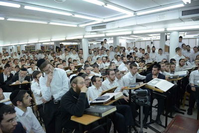 תלמידי ישיבת אורחות תורה