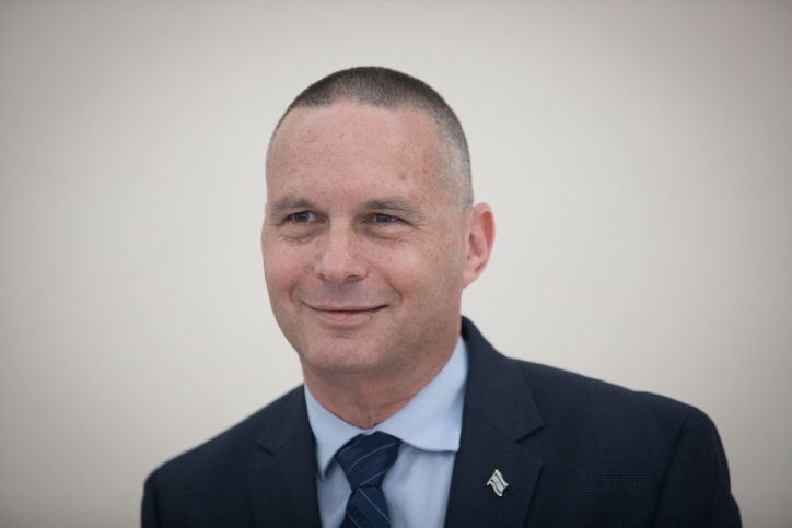 שר המדע והחלל הודיע כי יתפטר מתפקידו