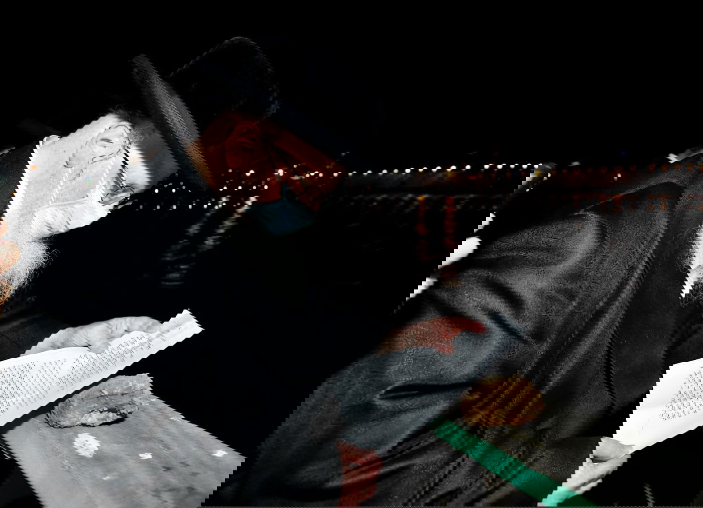 מעמד הכפרות ומנהג ה'תשליך' בחצר הקודש סאסוב