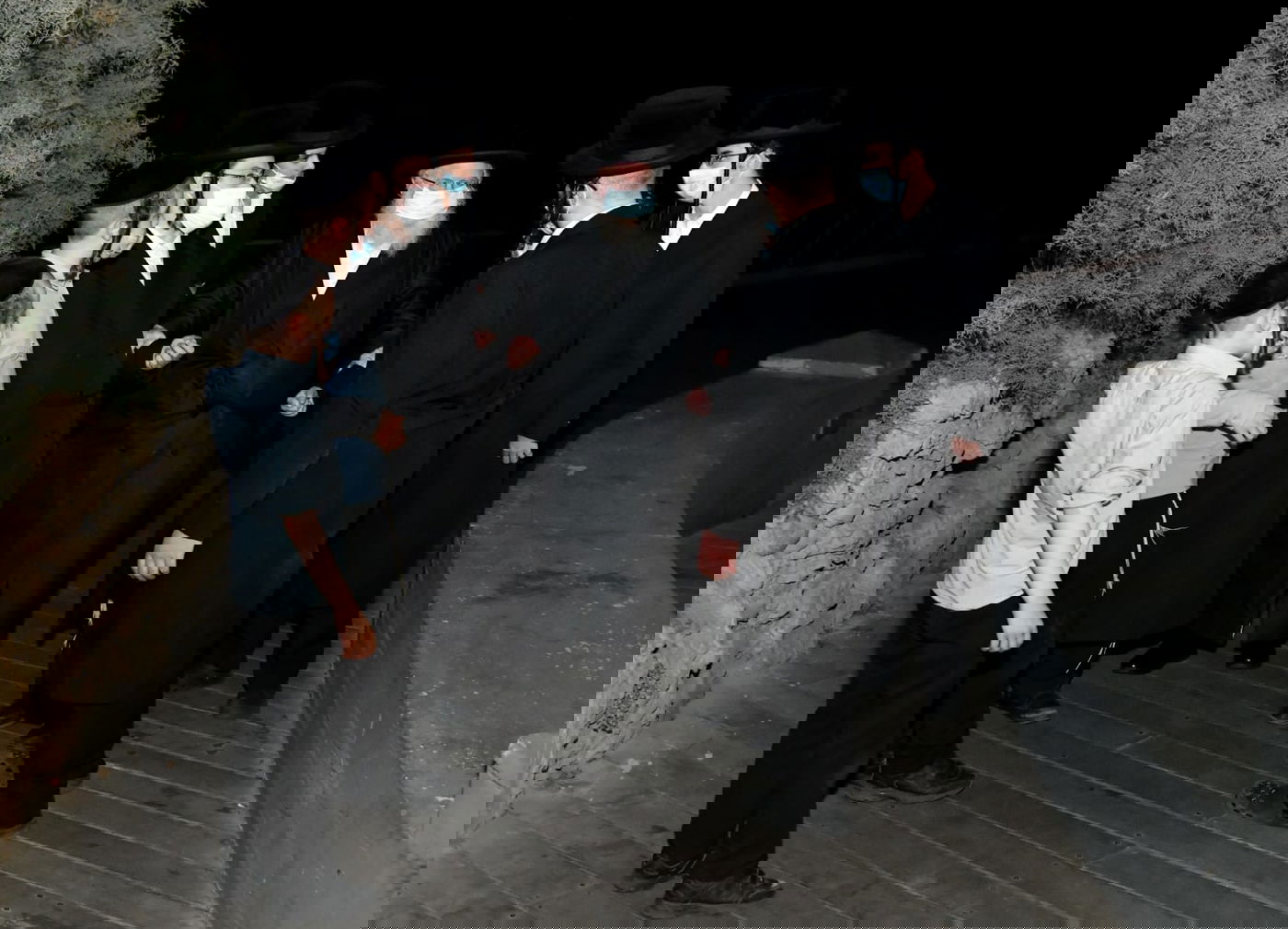 מעמד הכפרות ומנהג ה'תשליך' בחצר הקודש סאסוב