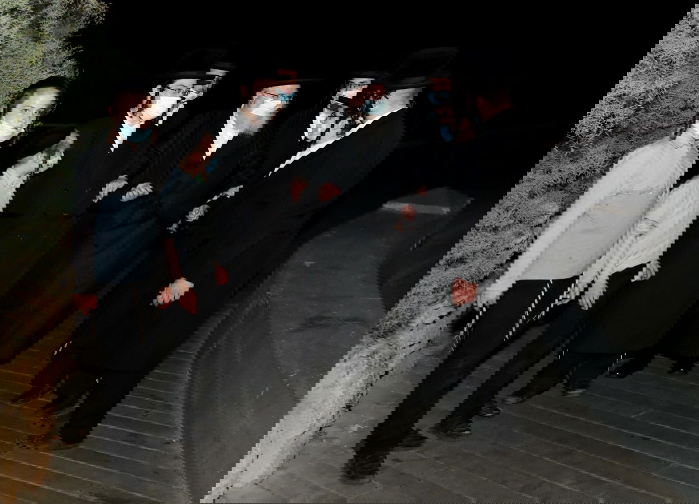 מעמד הכפרות ומנהג ה'תשליך' בחצר הקודש סאסוב