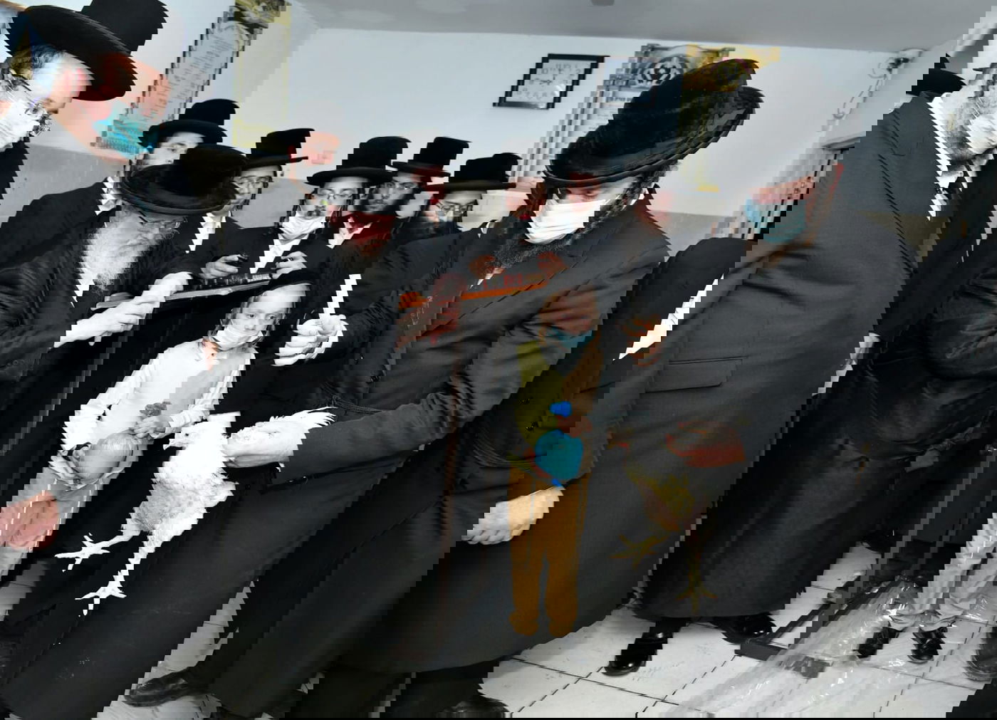 מעמד הכפרות ומנהג ה'תשליך' בחצר הקודש סאסוב