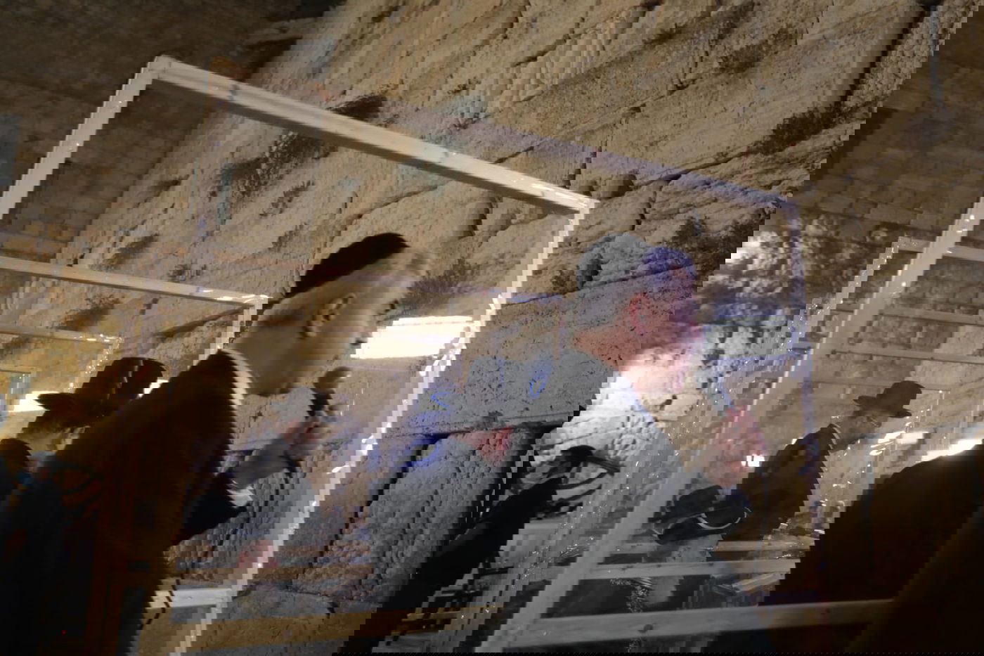 במקום רבבות - רק מאות; הסליחות האחרונות בכותל • צפו