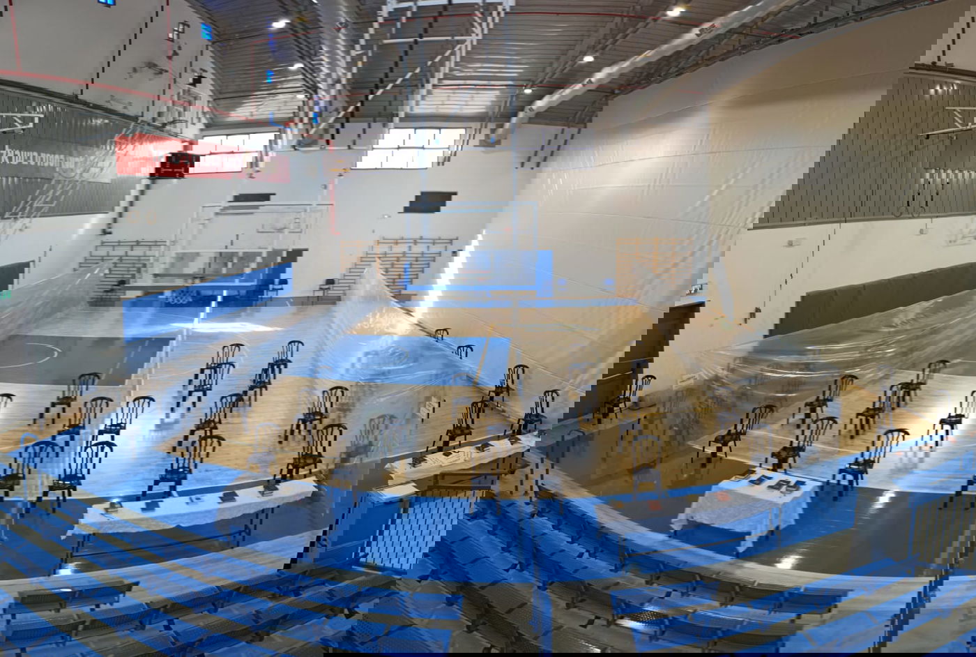 כך התפללו רבבות, בהתאם להנחיות, עם חב"ד