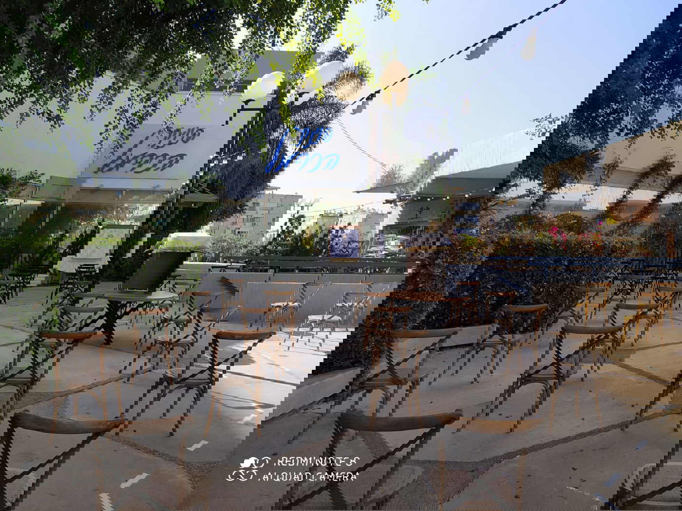 כך התפללו רבבות, בהתאם להנחיות, עם חב"ד