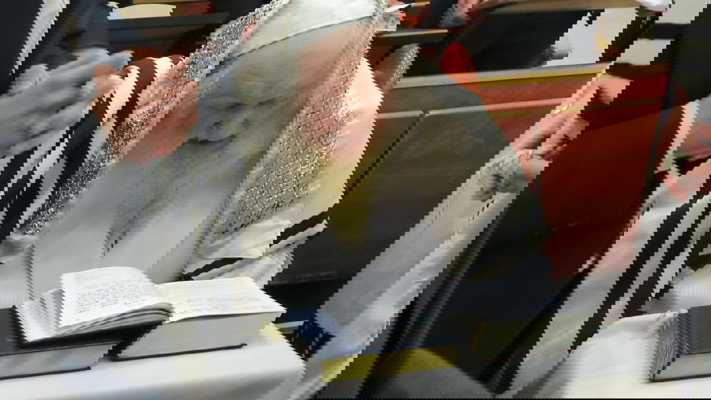 יום הכיפורים אצל הגר"מ שטרנבוך • תיעוד