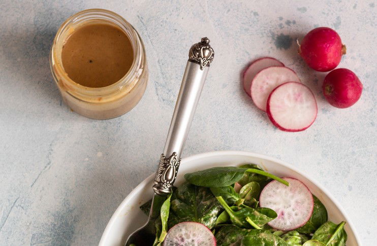 רוטב אסייתי לסלט