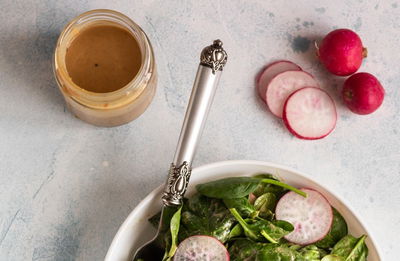 רוטב אסייתי לסלט