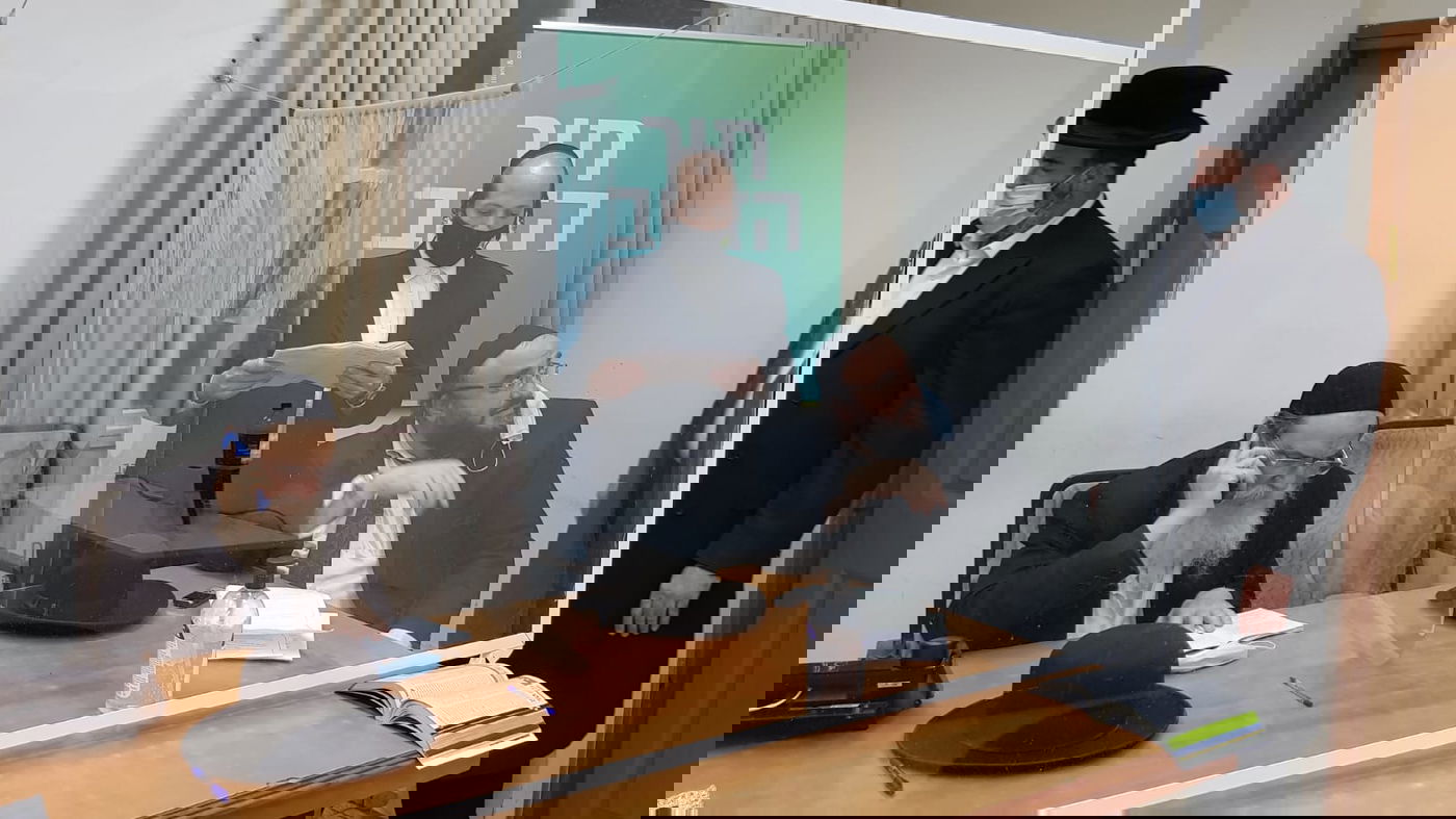 מוקדי ההלכה הרפואיים של 'לאומית' פעלו עד עיו"כ