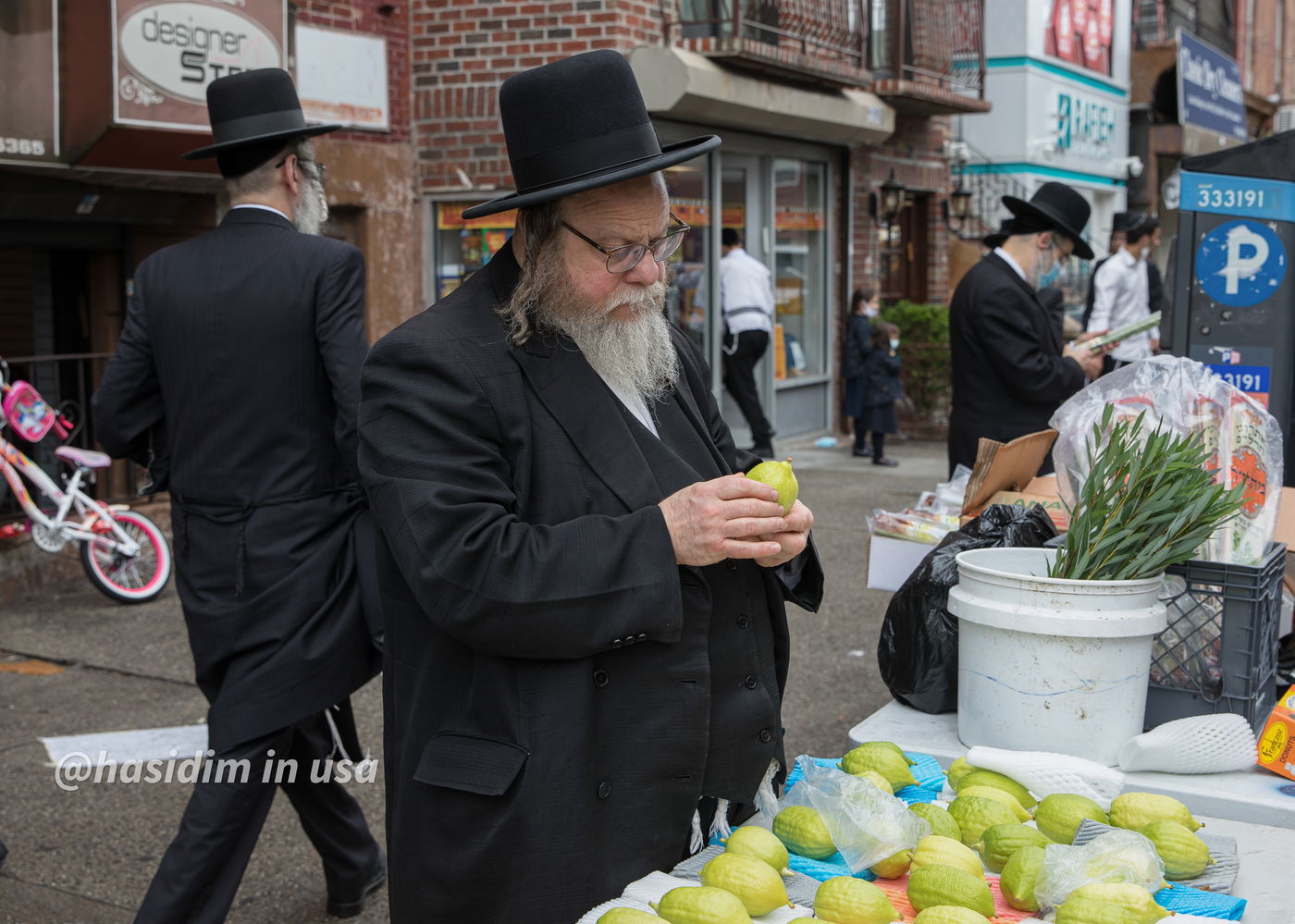 מרהיב: כך נערכים בויליאמסבורג לחג סוכות