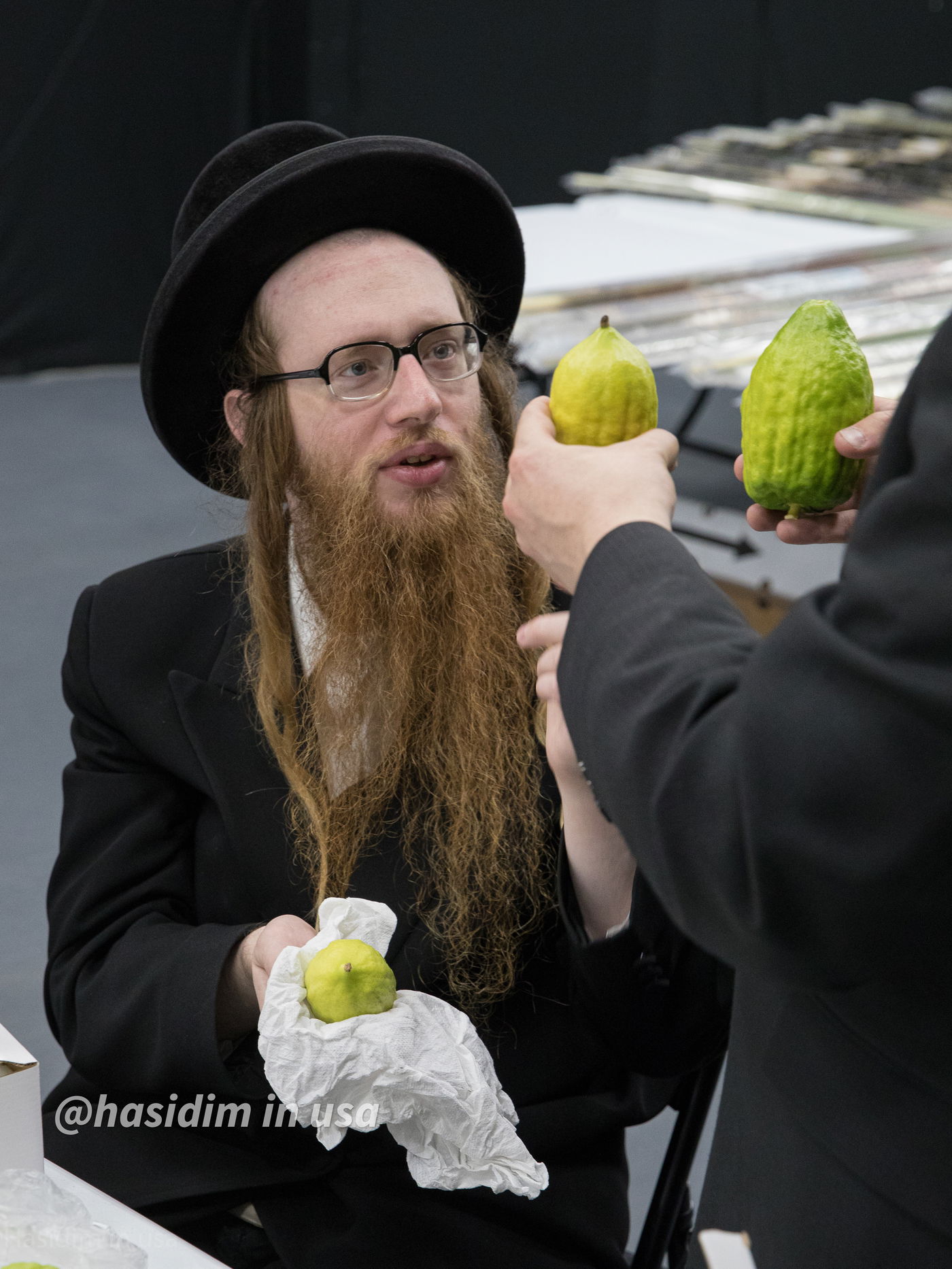 מרהיב: כך נערכים בויליאמסבורג לחג סוכות