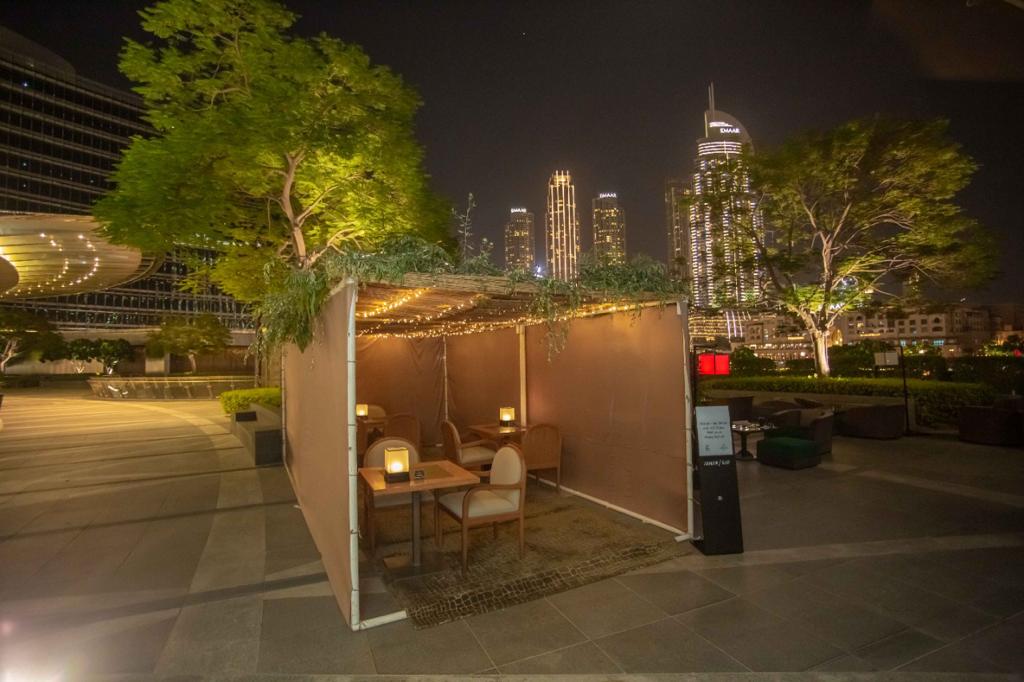 מרגש: סוכה למרגלות בורג' ח'ליפה בדובאי