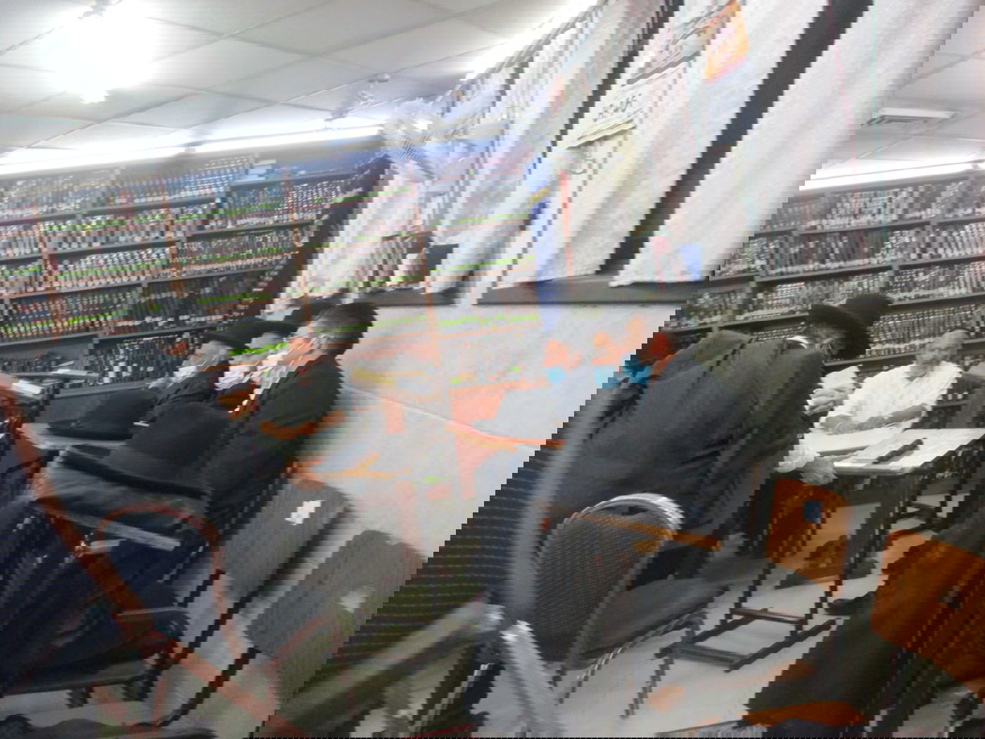 הגר"ש בעדני בבית מדרשו, במוצ"ש