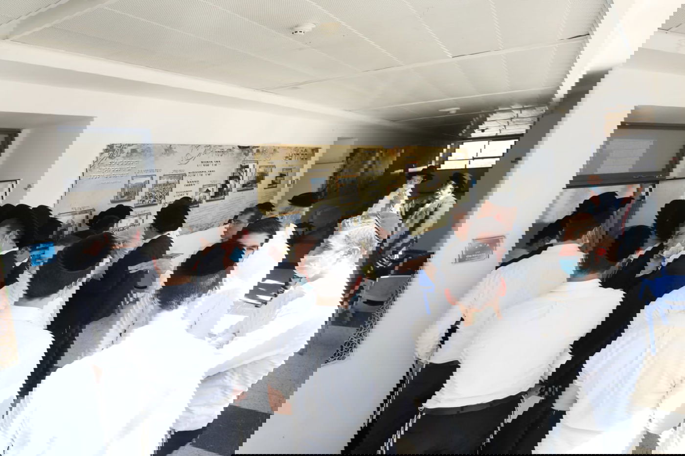 תלמידים מ'וולפסון' שהחלימו מהנגיף - עברו בדיקת נוגדנים