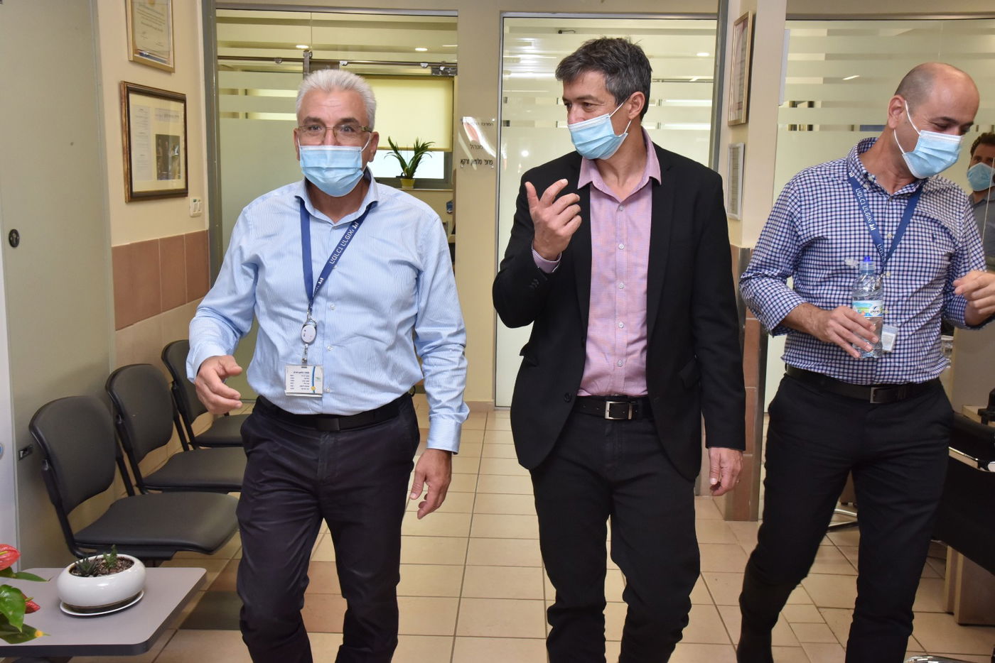 השר הזדעזע: "ראיתי בעיני איך חולה קורונה נפטר"