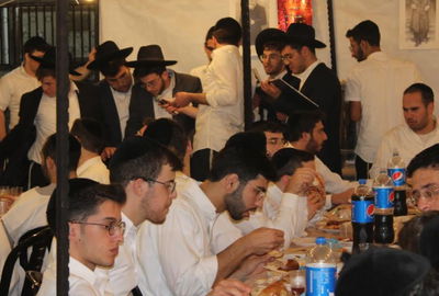 בחורי הישיבה בבאר יעקב