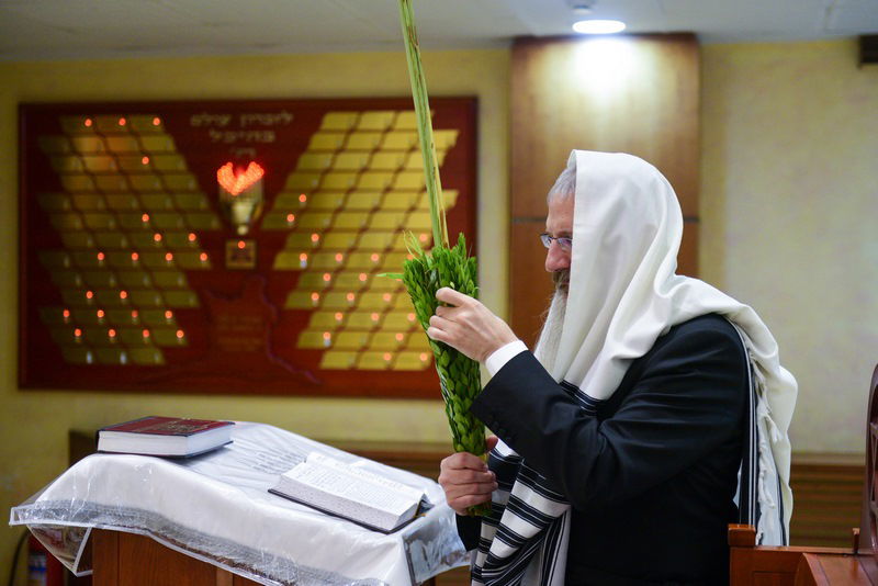 מְבַשֵּׂר וְאוֹמֵר: הושענא רבא בבירת רוסיה