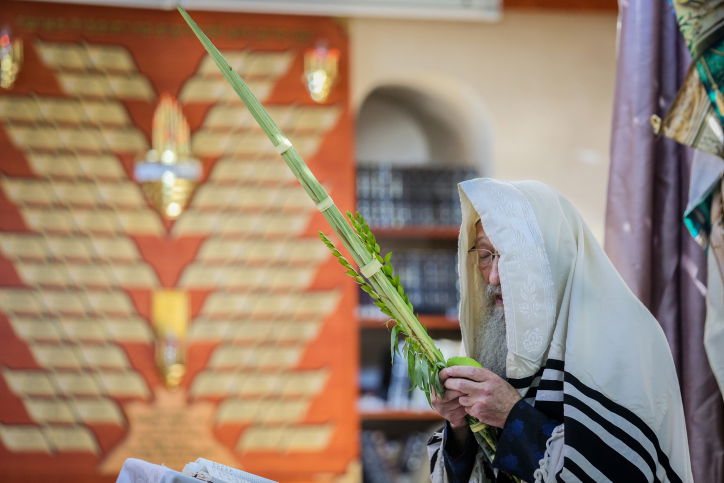 כשהקב"ה מעניק קרדיט: הקשר בין חגי תשרי