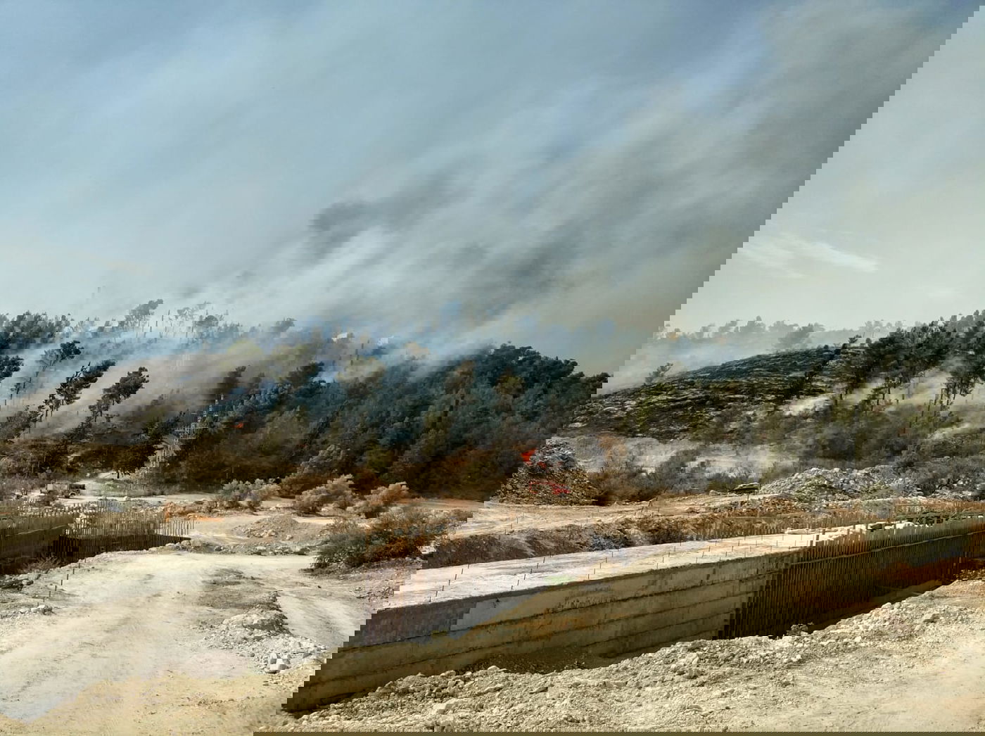 שריפת ענק משתוללת סמוך למודיעין עילית