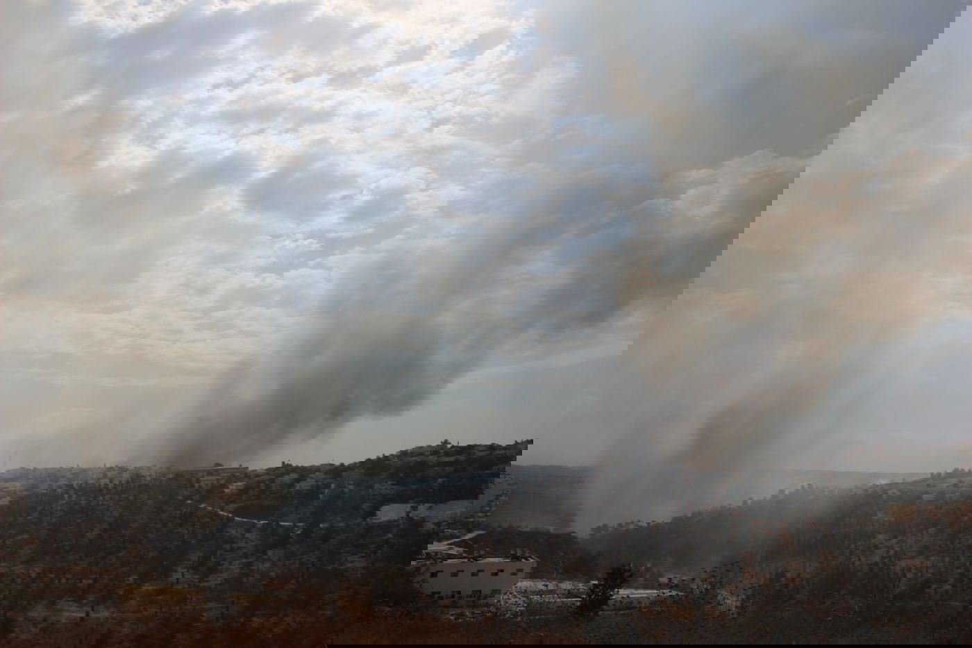 שריפת ענק משתוללת סמוך למודיעין עילית