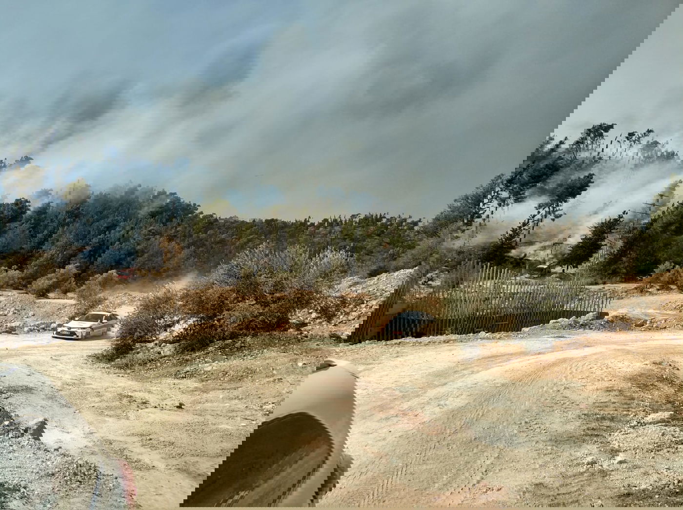 שריפת ענק משתוללת סמוך למודיעין עילית