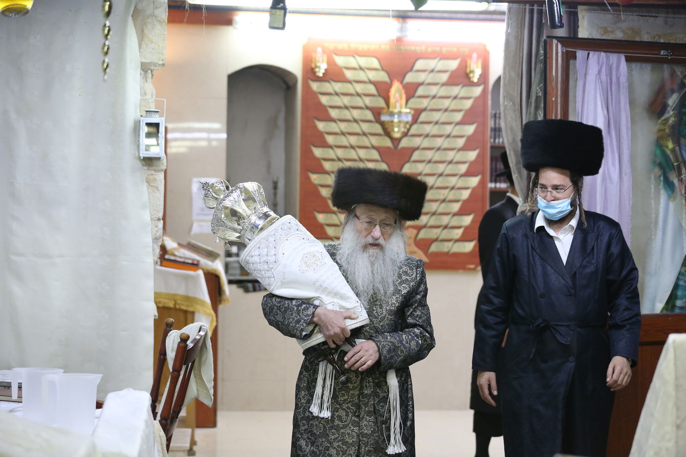 תיעוד: הקפות שניות בחצר נדבורנה - צפת