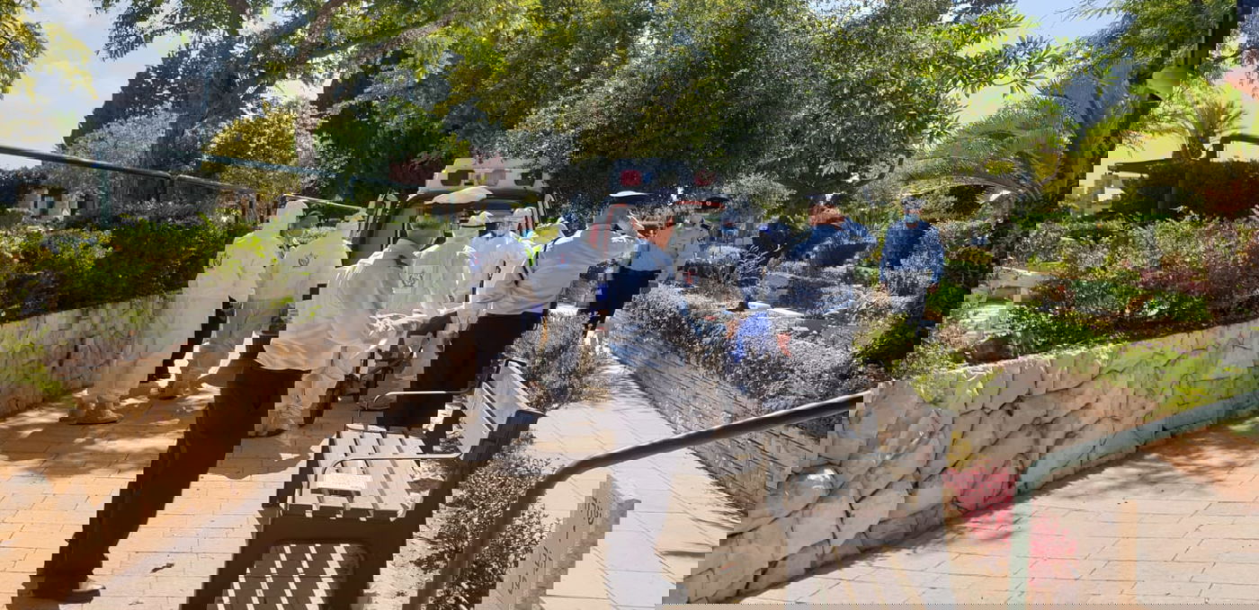 ה'קדיש' של ילדי השוטר מבני ברק שנפטר מקורונה