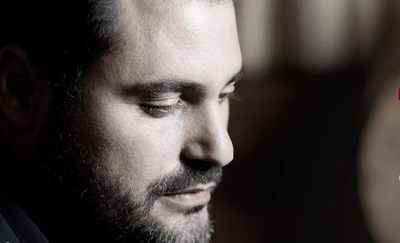 גד אלבז בסינגל קליפ חדש: שלום אדון עולם