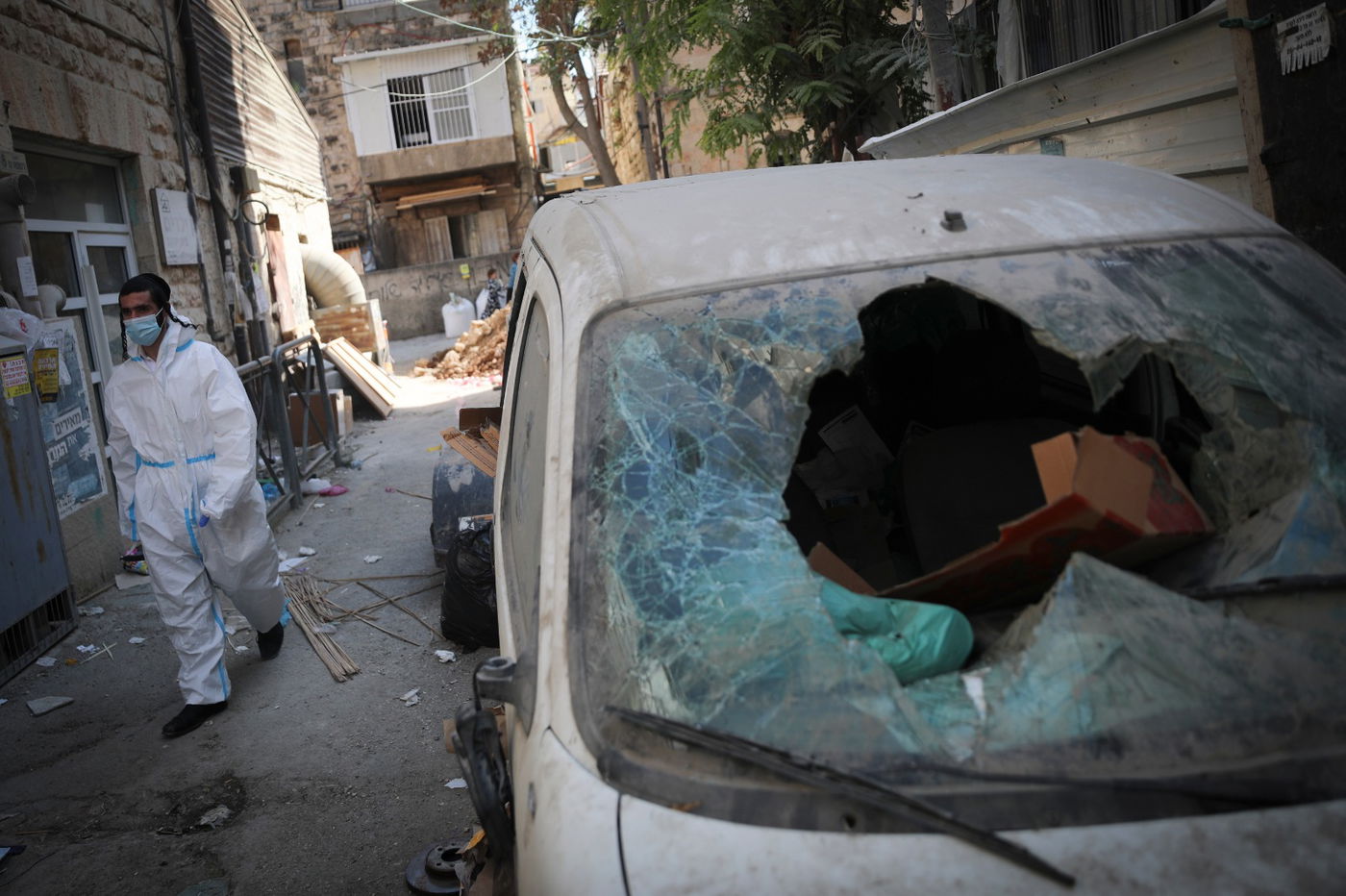 ממאה שערים, גם לחילונים: מטפלים בחולי קורונה - בבתים