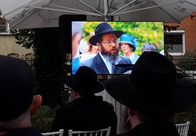 הרב שנפטר, מברך בחופת בתו הבכורה. צפו