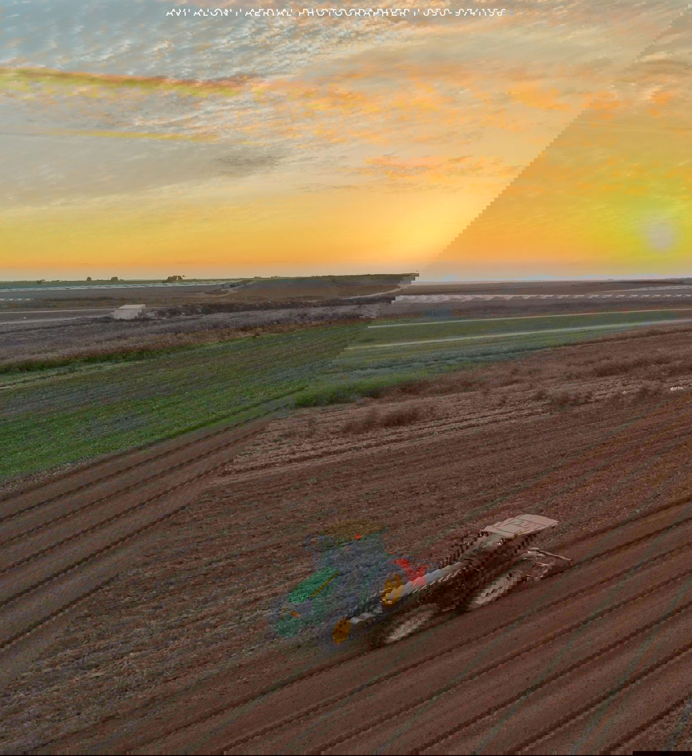 השקיעה המרהיבה; מבט מגובה הרחפן