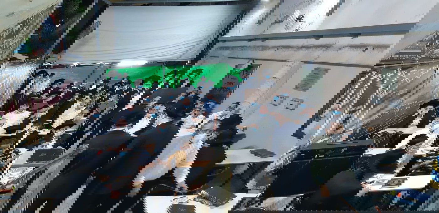 בתום ישיבת בין הזמנים: 28 בחורים עשו סיום. צפו