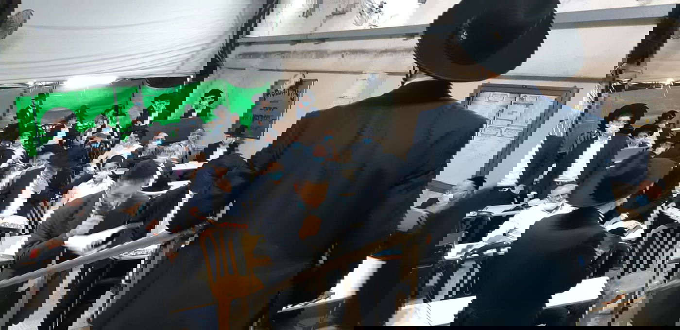 בתום ישיבת בין הזמנים: 28 בחורים עשו סיום. צפו