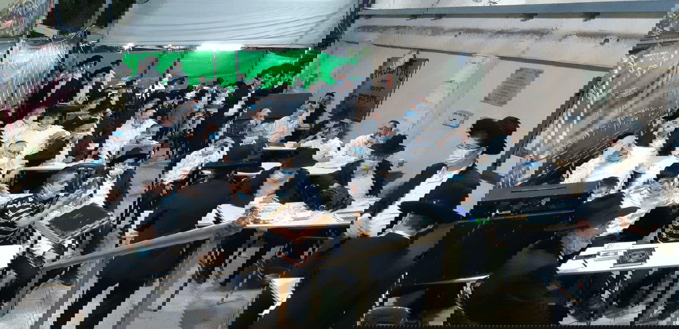 בתום ישיבת בין הזמנים: 28 בחורים עשו סיום. צפו