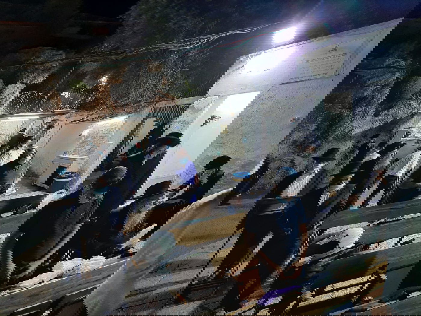 בהילולה: ציון שמעון הצדיק ריק ממתפללים