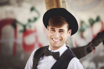 מאיר גרין משעשע בגרסת קורונה ללהיט