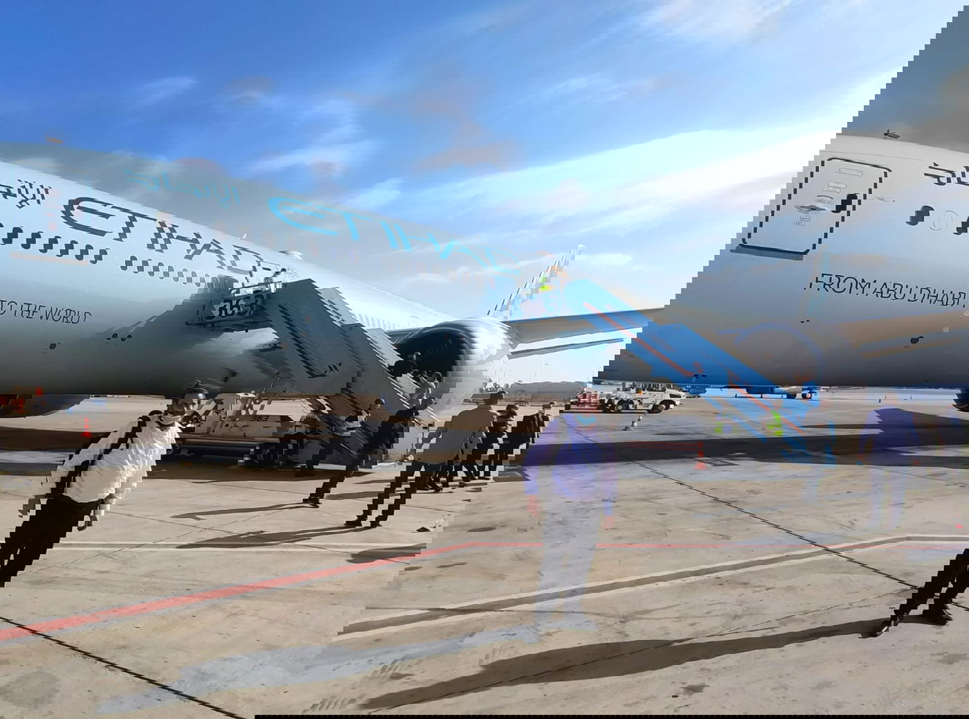 נציג 'כיכר' לאבו דאבי מדווח • פרק 1 במסע